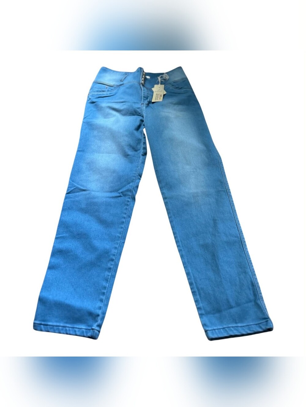 Women’s Straight-Leg Jeans in Light Blue Wash